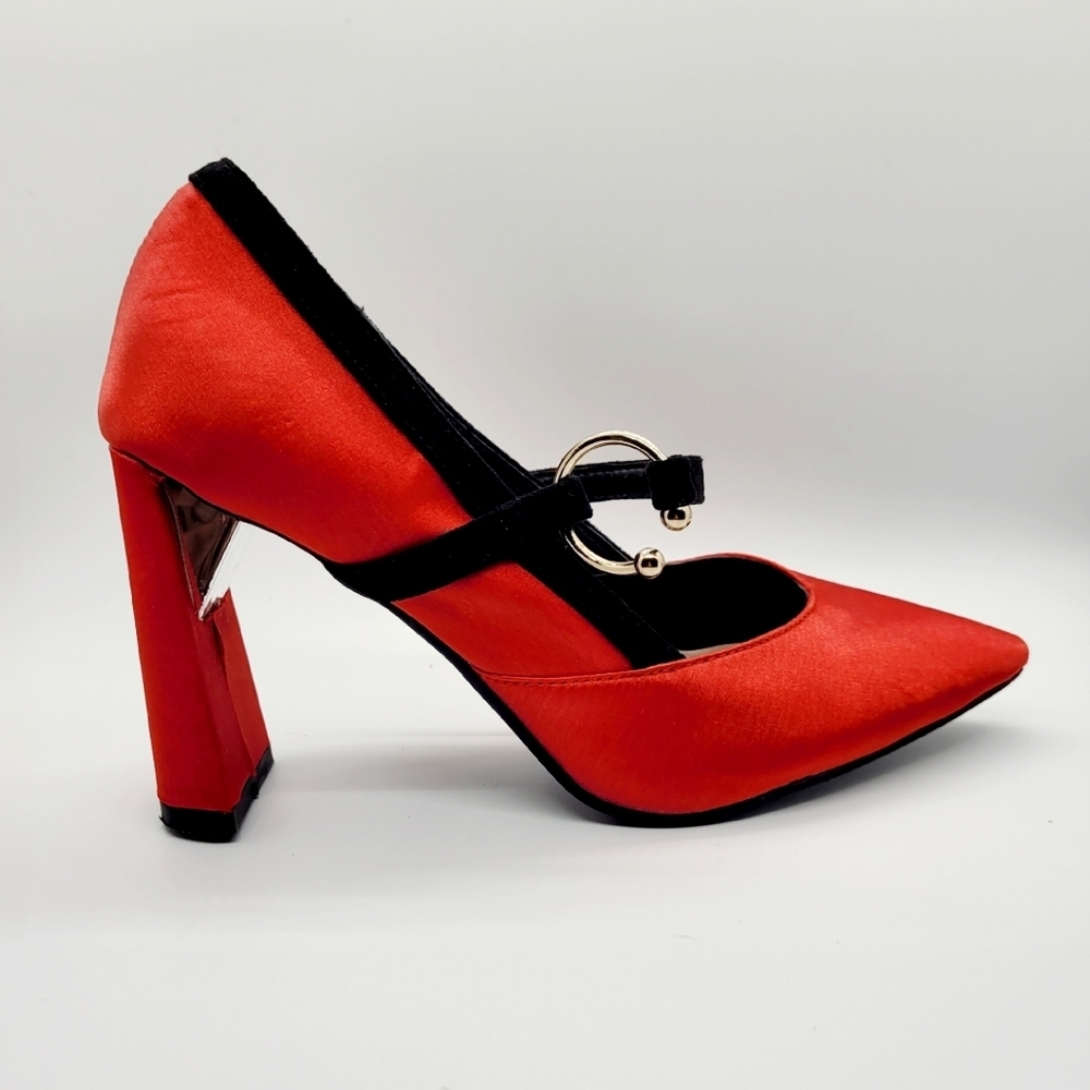 New Red & Black O-Ring Pointy Toe Block High Heel Sz 7